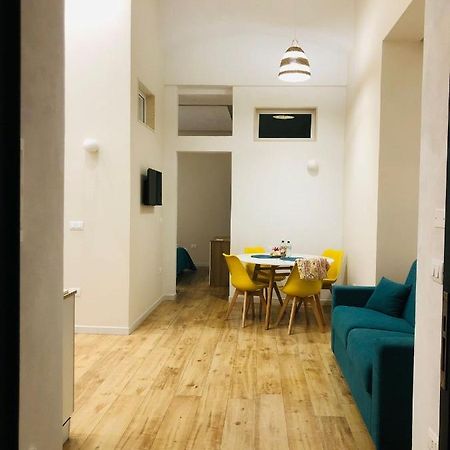 Suites Elifani Marina Trani Bagian luar foto